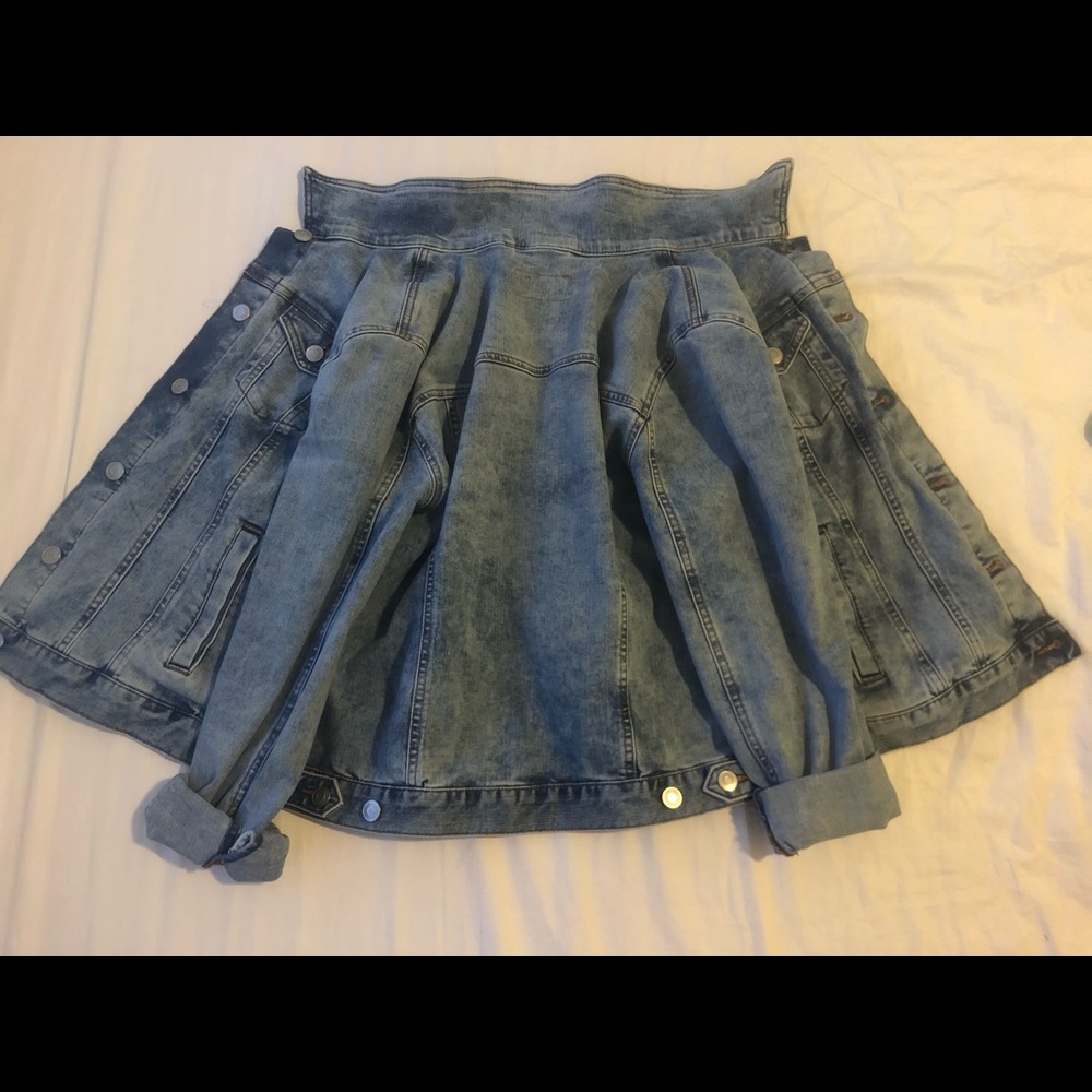 Jean Jacket - Picture 4 of 4